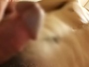 トイレでこっそりオナニー　先っぽから白濁液がドロッと滴り落ちる…