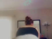 Horny Milf Shaking her Ass