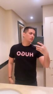 CHICO SE OFRECE PARA SEXO DOTADO JOVEN