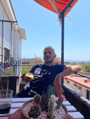JEFF 611200127, GRATIS CHICO GUAPO DOTADO NO COBRO ME DESPLAZO  MARBELLA
