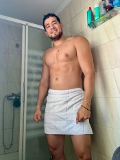 CAMILO LATINO COLOMBIANO