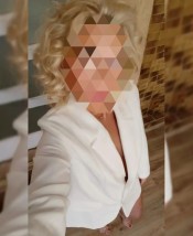 ¡SI COMPRAS EN EL CORTE INGLÉS SOY TU CHICA BRASILEÑA RUBIA EN ALCORCÓN!