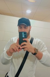 APUESTO VARONIL FOTO REAL Y AUTÉNTICA