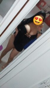 HERMOSA MADURITA , FIESTERA Y CARIÑOSA