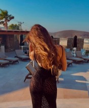 Sara Canaria  INDEPENDIENTE