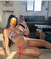 Hermosa joven con cuerpo de infarto primera vez  Viladecans