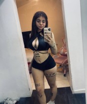 VIOLETITA RICA Y APRETADITA