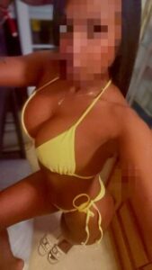 MIA VENEZOLANA FIESTERA FOTOS REALES MOLLET