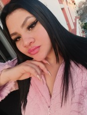 LUZ  , UNA CHICA QUE QUIERE HACERTE VIVIR LO M