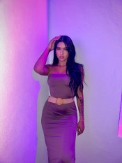ENCANTADORA COMPLACIENTE,DIVERTIDA Y FIESTERA