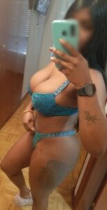 COLOMBIANA CACHONDA