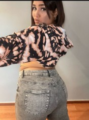 MORENA SENSUAL Y CACHONDA