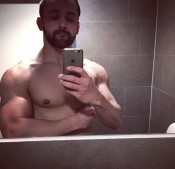 CARLOS POR POCOS DIAS EN LA CIUDAD, ESPAÑOL.