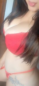 MADURITA ENCANTADORA DISCRETA EDUCADA BELLO CUERPO