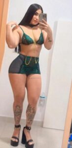 ANTONELLA UNA PELI NEGRA HERMOSA