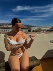 ESPAÑOLA CARIÑOSA JOVENCITA