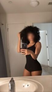 ESTUPENDA LATINA TODA UNA NOVEDAD Y ACABADITA DE LLEGAR A FUERTEVENTURA