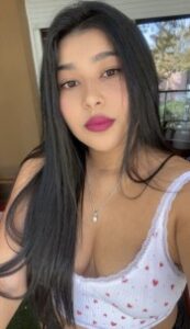 PARAGUAYA RECIEN LLEGADA JOVEN CON CURVAS