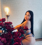 JOVEN JUGUETONA Y FIESTERA EN BENICARLO