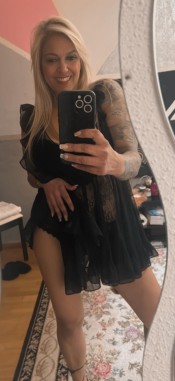 KAROLINA,RUBIA SEXY,DISPONIBLE EN …OVIEDO!