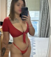 SEXY ARDIENTE Y FIESTERA NO TE COMPLIQUES LA VIDA Y VEN A VERME