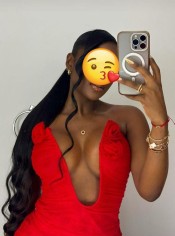 EN GIRONA SENSUAL MORENAZA ARDIENTE NOVEDAD