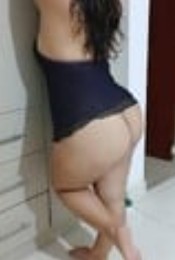 SAL DE TU RUTINA DUCHA ERÓTICA MAMADA BAJO DEL AGU