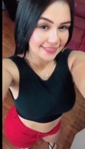 JOVENCITA CUERPAZO SUPER SIMPÁTICA