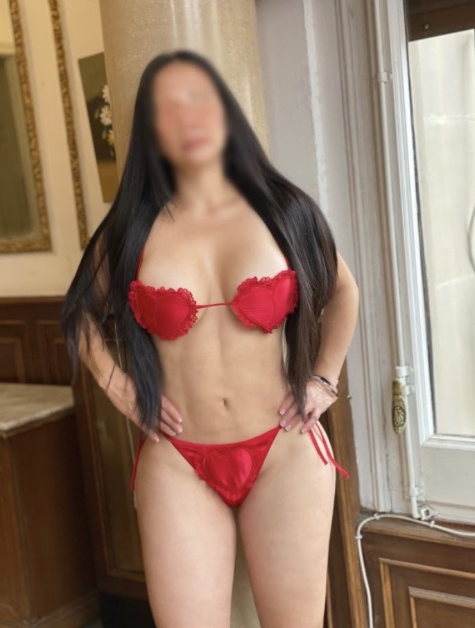 RECIEN LLEGADA A SANTANDER CHICA AMABLE CARIÑOSA Y SÉNSUAL